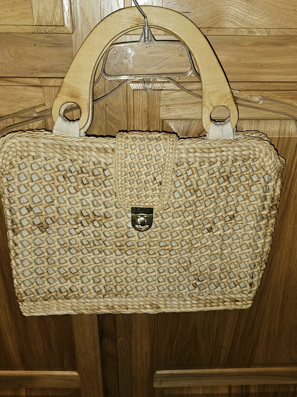 Source Unknown Natural Woven Straw Tote with Wooden Handles